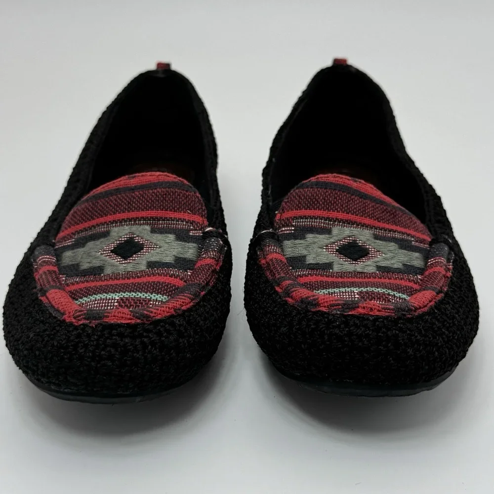 The Sak Slip On Loafer Crochet Driving Moccasins Crochet Multicolor Aztec US 8.5